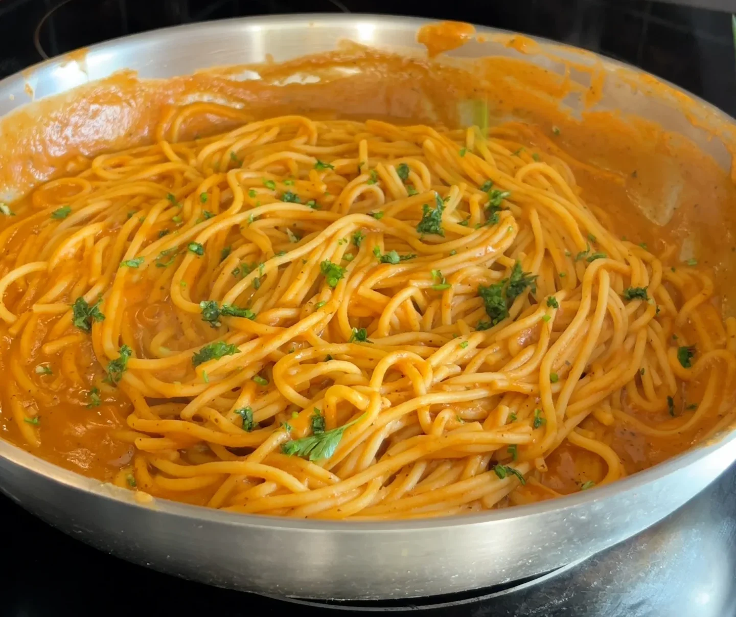 Salsa de pasta con verduras asadas
