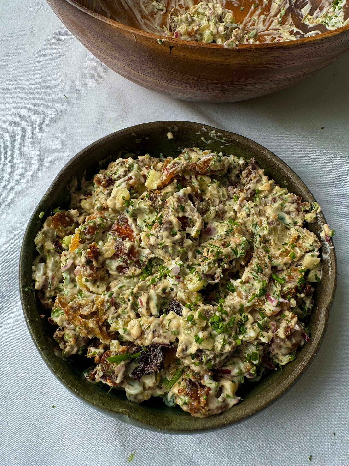 Ensalada de Patatas Aplastadas Crujientes