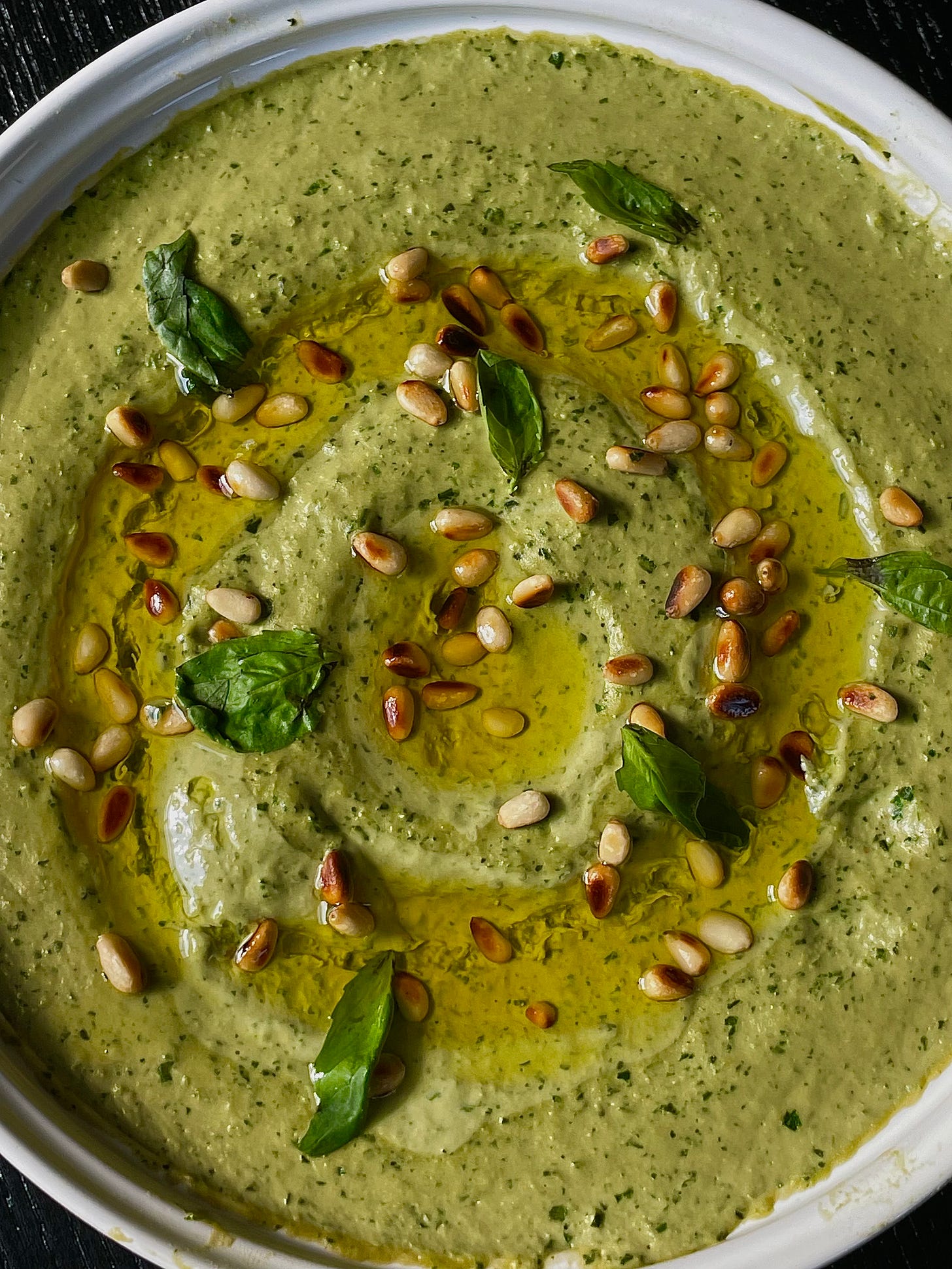 Pesto Hummus