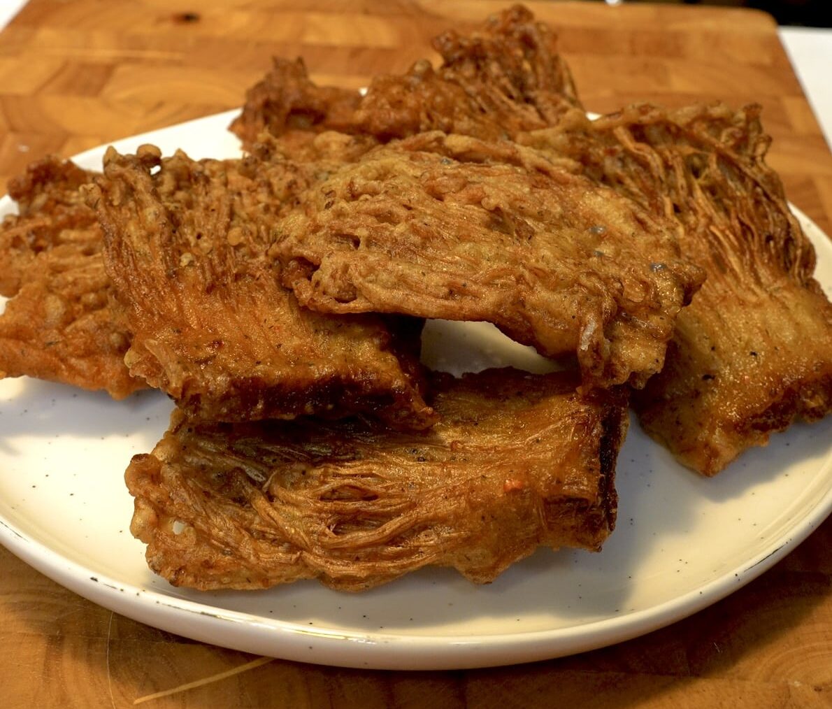 Champiñones Enoki Crujientes